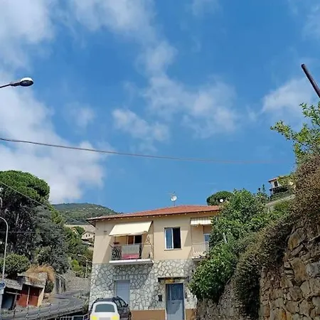 Vista Mare Casa Vacanze Ospedaletti Buitenkant foto