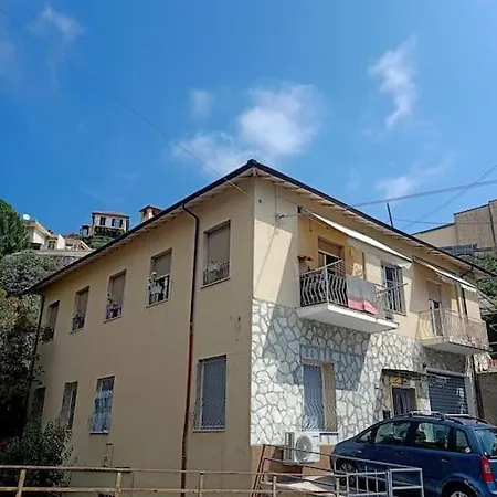 Vista Mare Casa Vacanze Ospedaletti Buitenkant foto